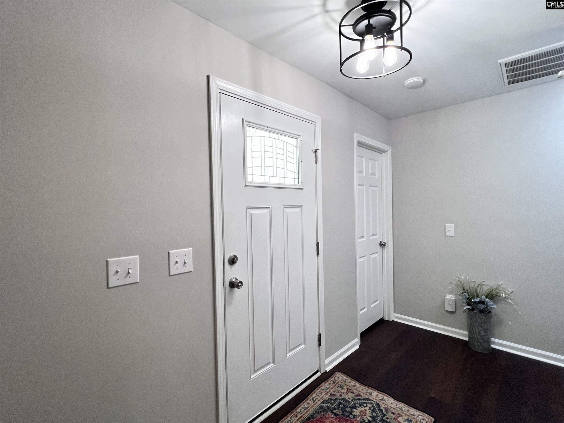 644 Whitland Road Photo 6