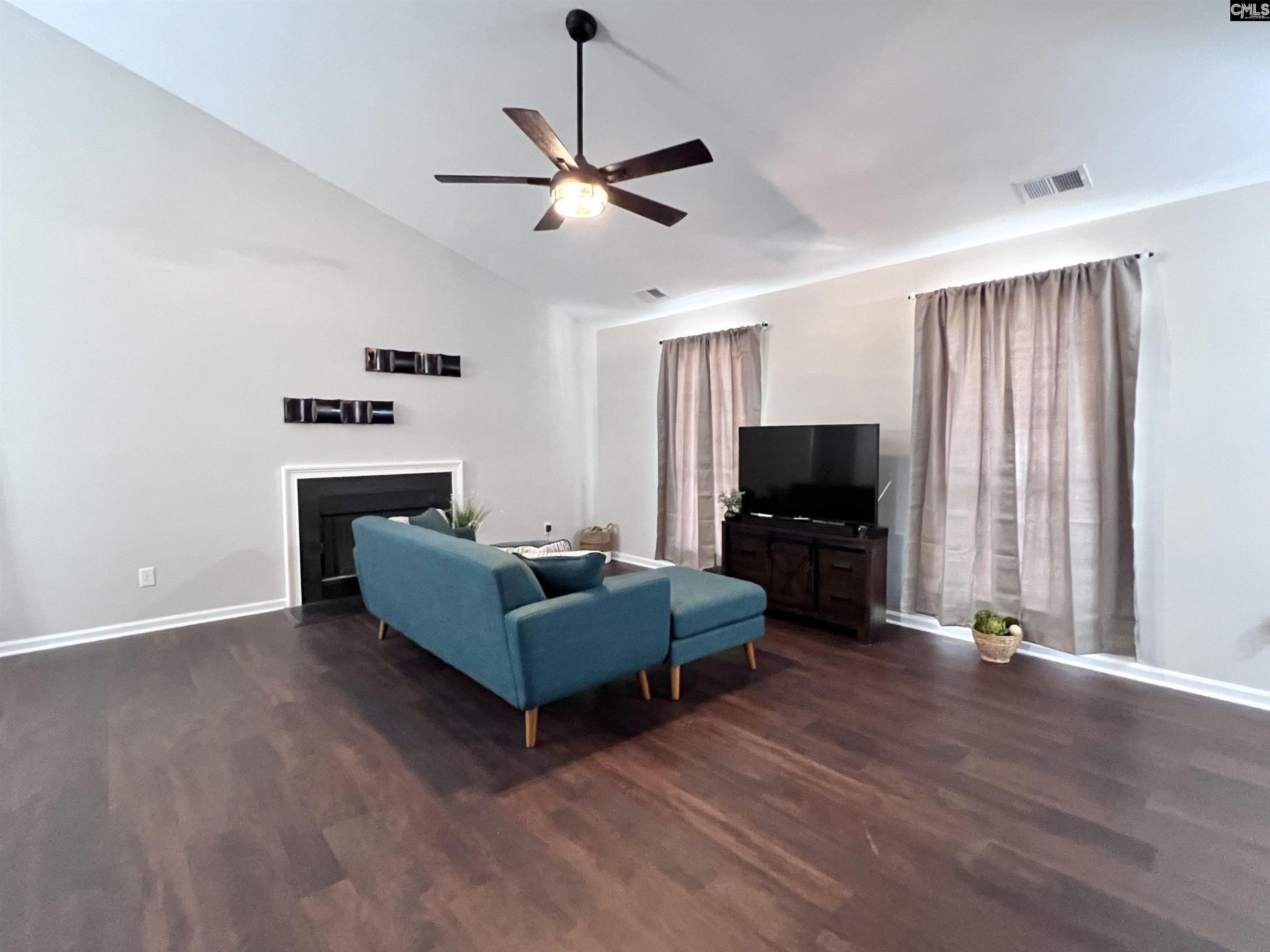 644 Whitland Road Photo 8