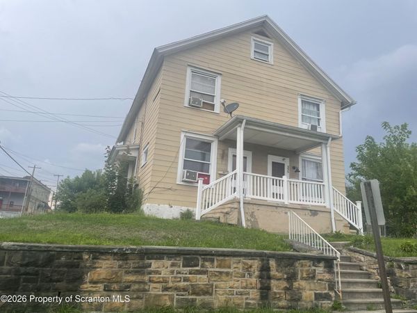 330-332 S 10th Avenue, Scranton, PA 18504