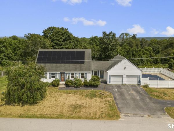 55 Glebas, Plainfield, CT 06374