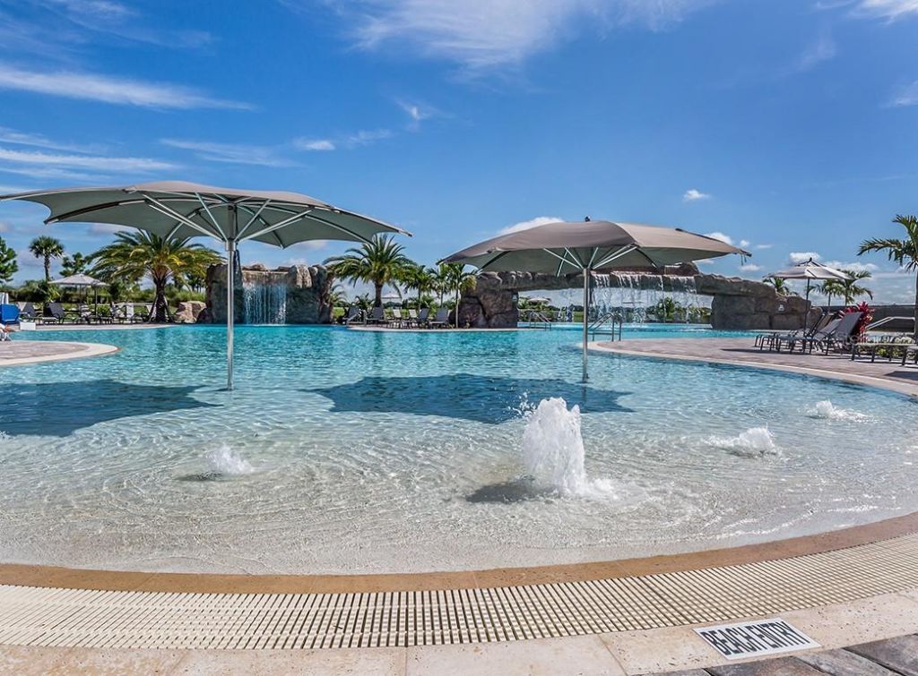 16904 Vardon Terrace, Unit 301, Lakewood Ranch, FL 34211 Photo