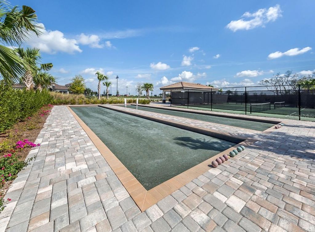 16904 Vardon Terrace, Unit 301, Lakewood Ranch, FL 34211 Photo