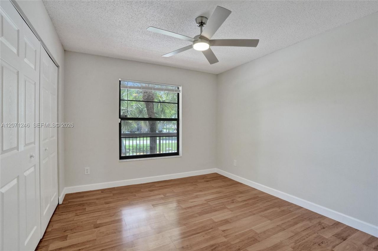 6090 N Sabal Palm Blvd , Unit 208, Tamarac, FL 33319 Photo