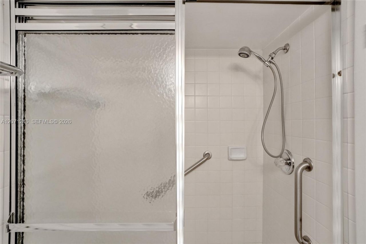 6090 N Sabal Palm Blvd , Unit 208, Tamarac, FL 33319 Photo
