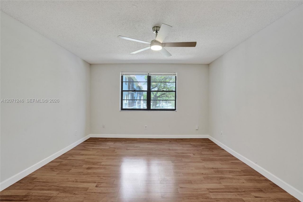 6090 N Sabal Palm Blvd , Unit 208, Tamarac, FL 33319 Photo