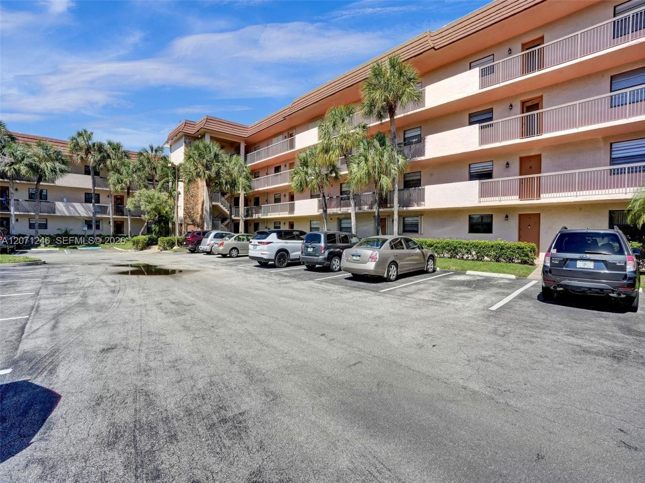6090 N Sabal Palm Blvd , Unit 208, Tamarac, FL 33319 Photo