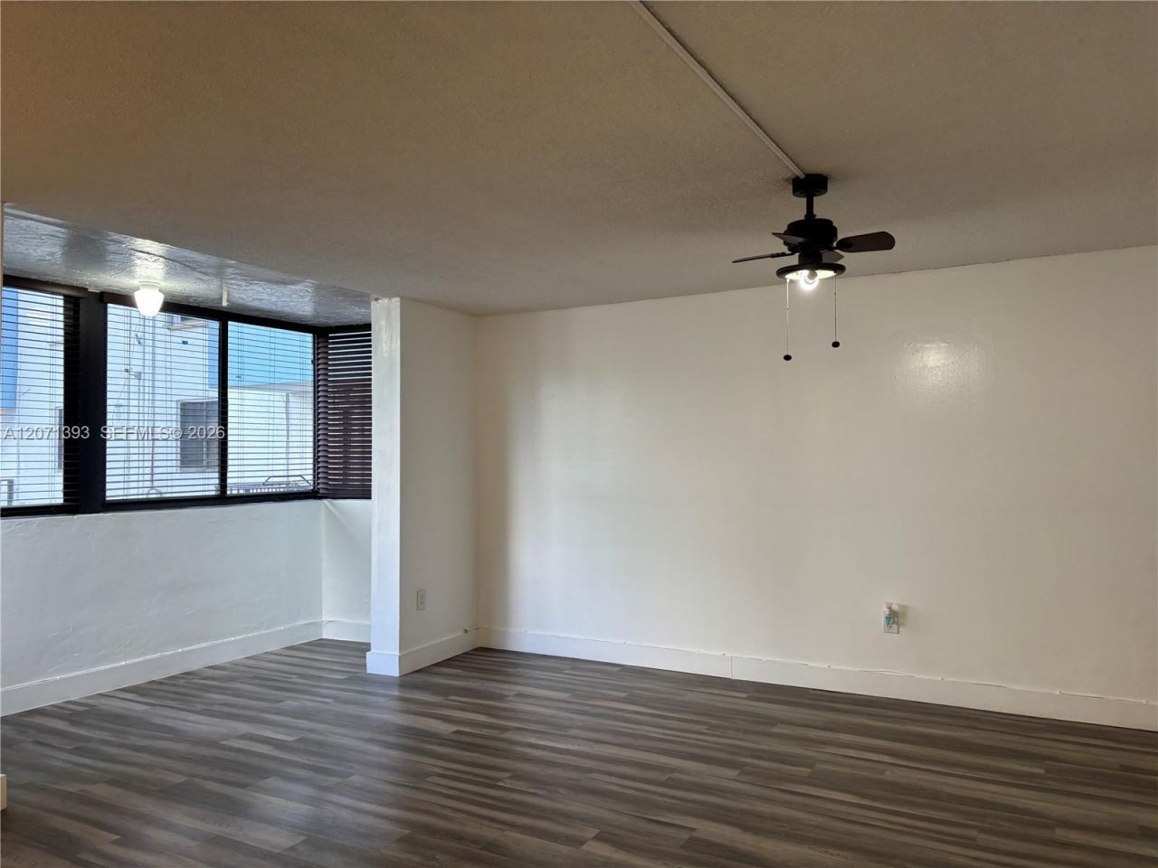 5033 NW 7th St, Unit 101, Miami, FL 33126 Photo