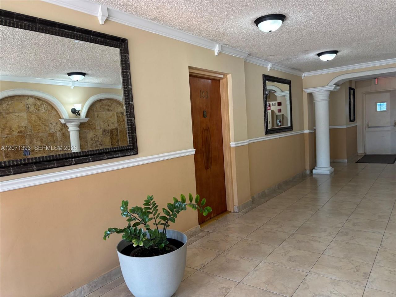 5033 NW 7th St, Unit 101, Miami, FL 33126 Photo