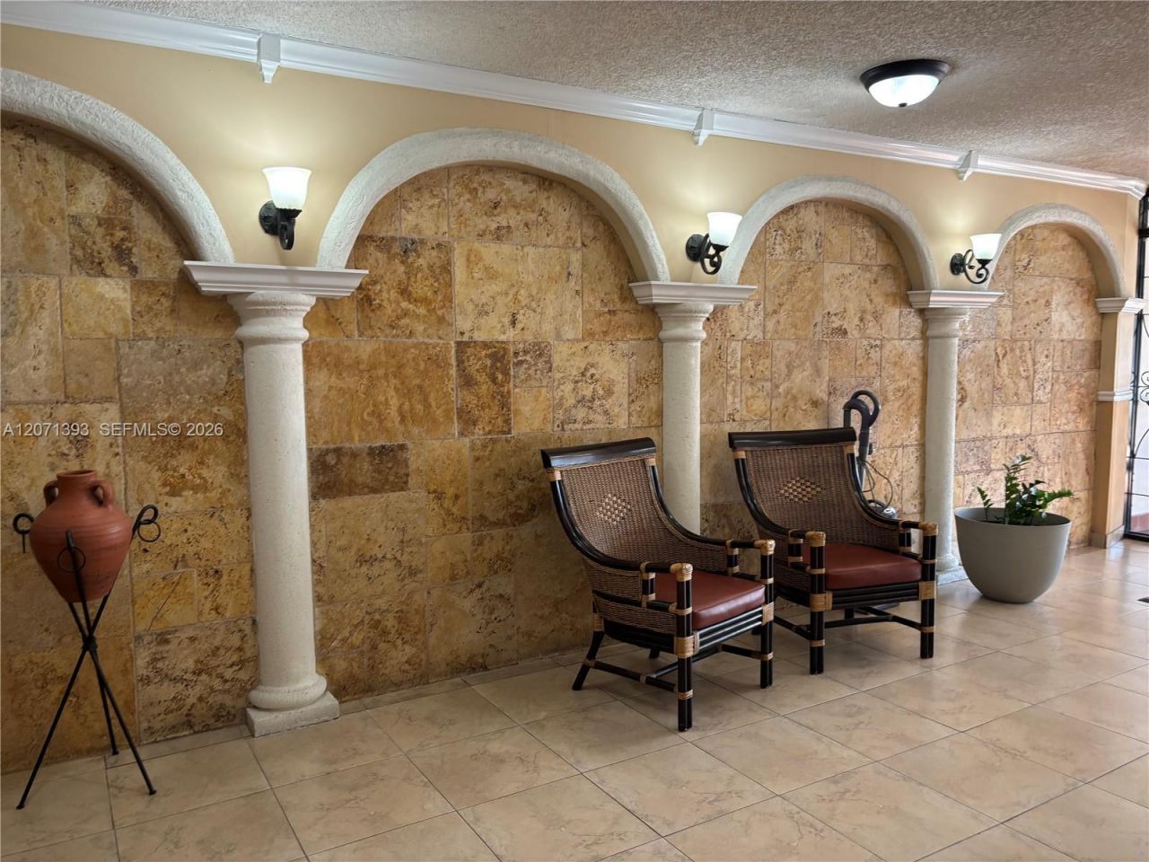 5033 NW 7th St, Unit 101, Miami, FL 33126 Photo