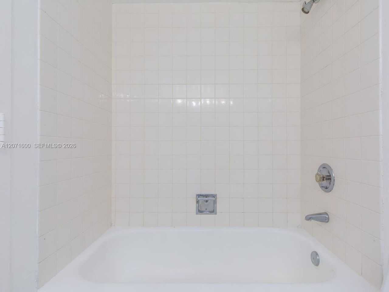 1650 NE 115th St , Unit 403, Miami, FL 33181 Photo