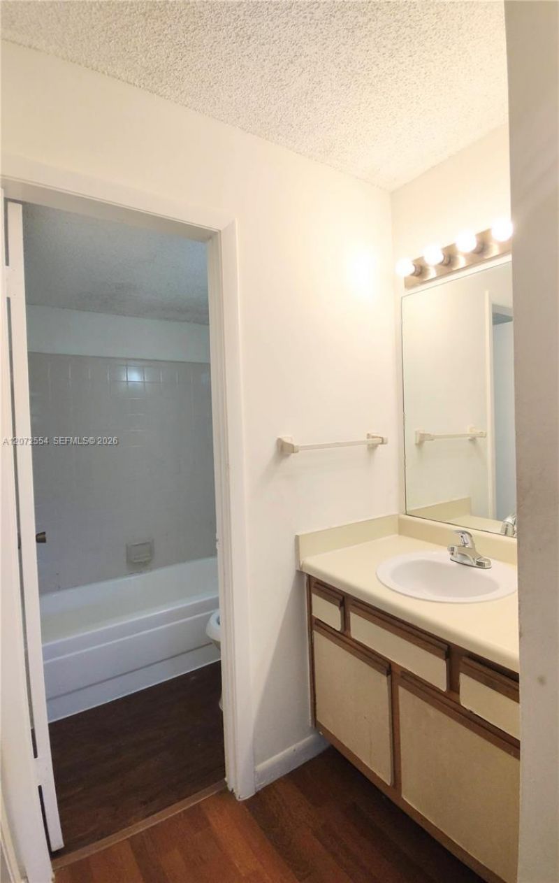 4241 W Mcnab Rd , Unit 27, Pompano Beach, FL 33069 Photo
