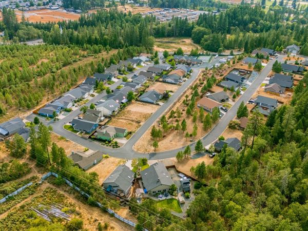 237 Red Cedar Lane, Cave Junction, OR 97523