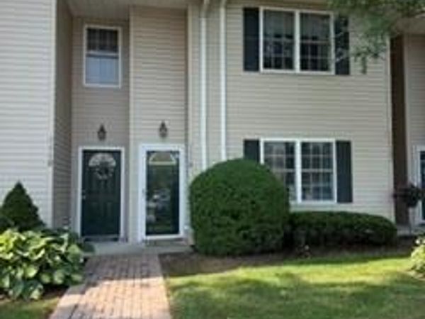 1118 Savoy Drive , Melville, NY 11747