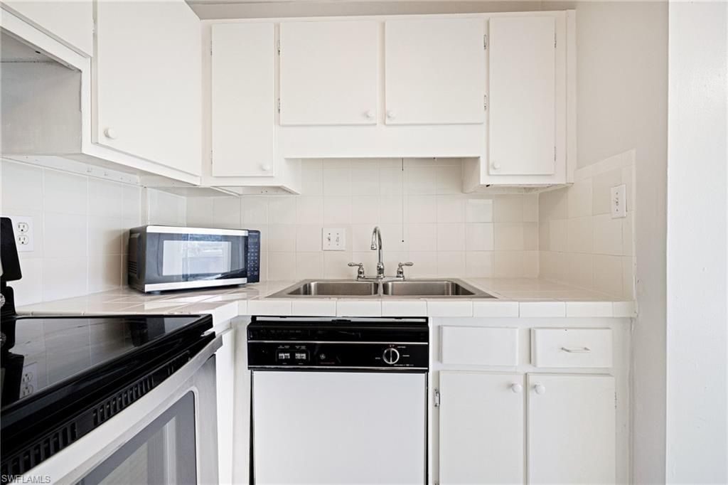 2350 W 1st St , Unit 205, Fort Myers, FL 33901 Photo