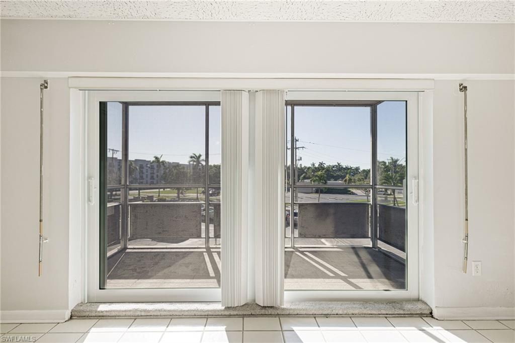2350 W 1st St , Unit 205, Fort Myers, FL 33901 Photo