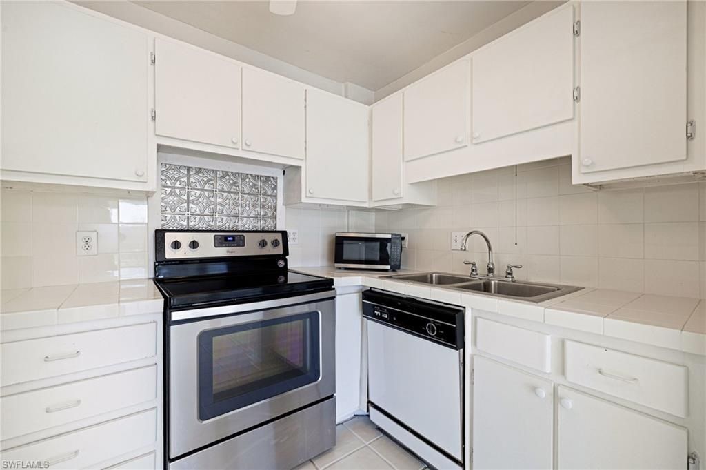 2350 W 1st St , Unit 205, Fort Myers, FL 33901 Photo
