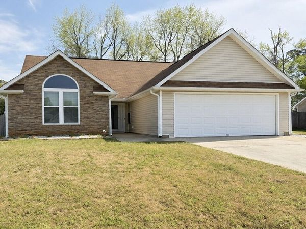 1762 Live Oak Lane, Hampton, GA 30228