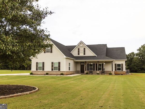 301 Savannah Drive, Mansfield, GA 30055
