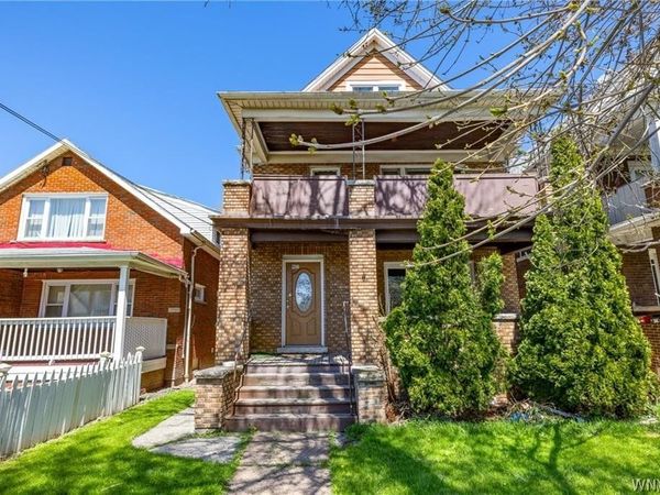 2240 La Salle Avenue , Niagara Falls, NY 14301