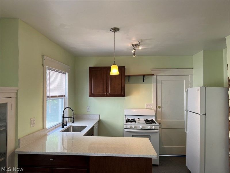 2249 Bellfield Avenue , Cleveland Heights, OH 44106 Photo 16