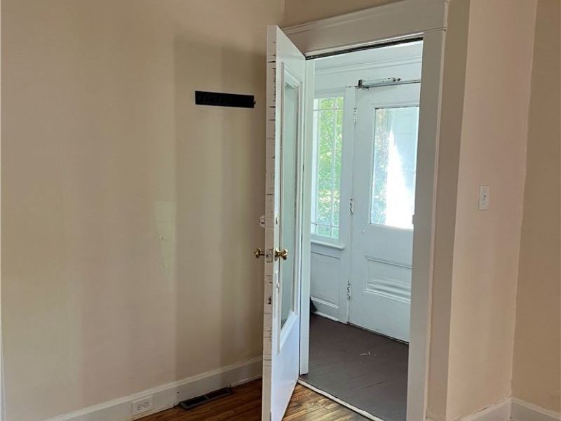 2249 Bellfield Avenue , Cleveland Heights, OH 44106 Photo 5