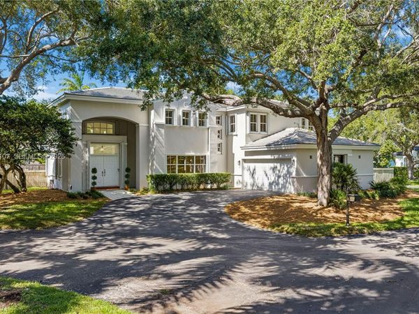 7605 SW 147th St , Palmetto Bay, FL 33158