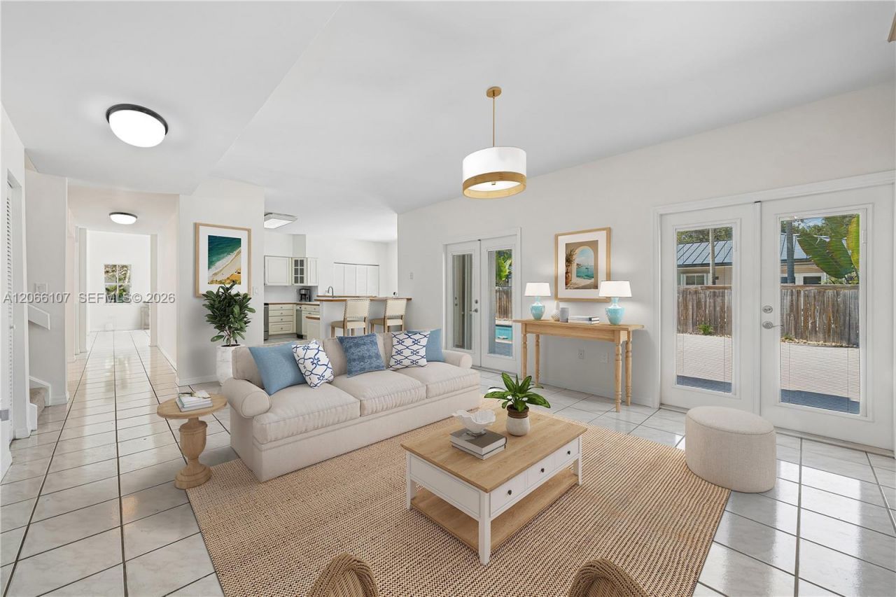 7605 SW 147th St , Palmetto Bay, FL 33158 Photo