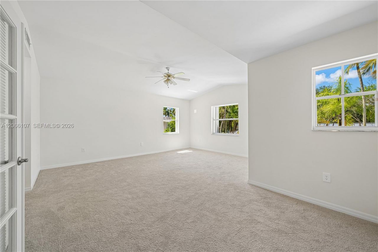 7605 SW 147th St , Palmetto Bay, FL 33158 Photo