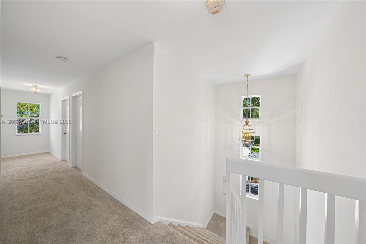7605 SW 147th St , Palmetto Bay, FL 33158 Photo