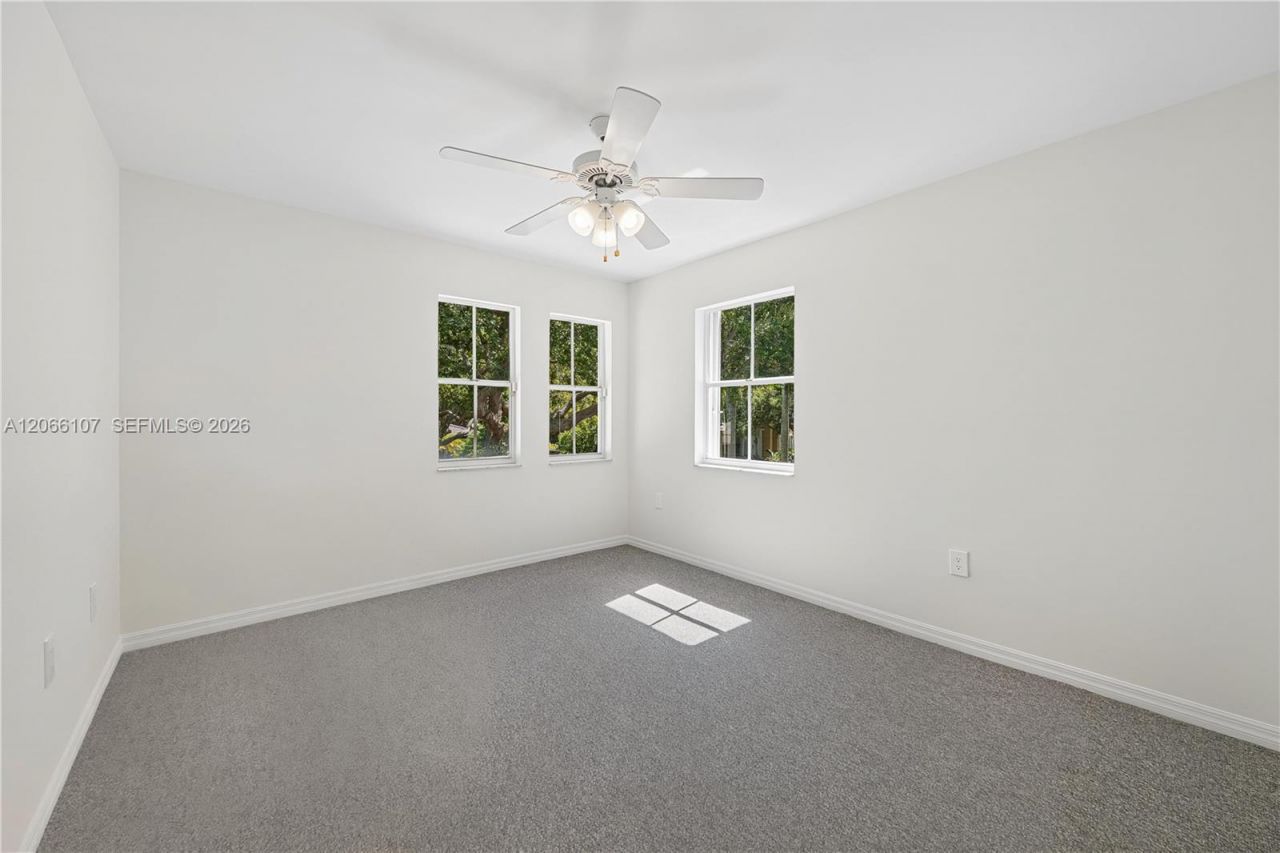 7605 SW 147th St , Palmetto Bay, FL 33158 Photo