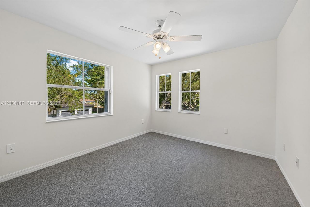 7605 SW 147th St , Palmetto Bay, FL 33158 Photo