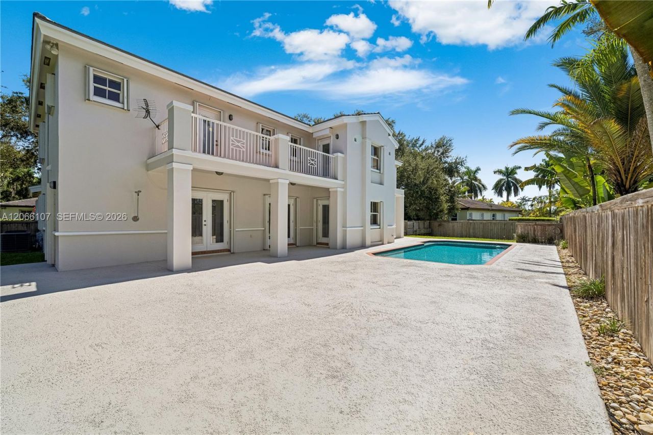 7605 SW 147th St , Palmetto Bay, FL 33158 Photo