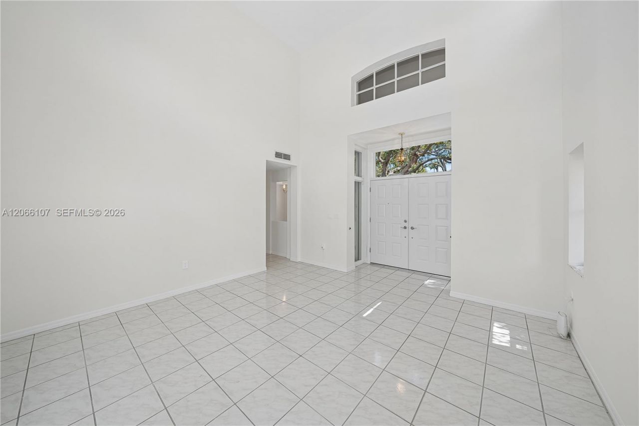 7605 SW 147th St , Palmetto Bay, FL 33158 Photo