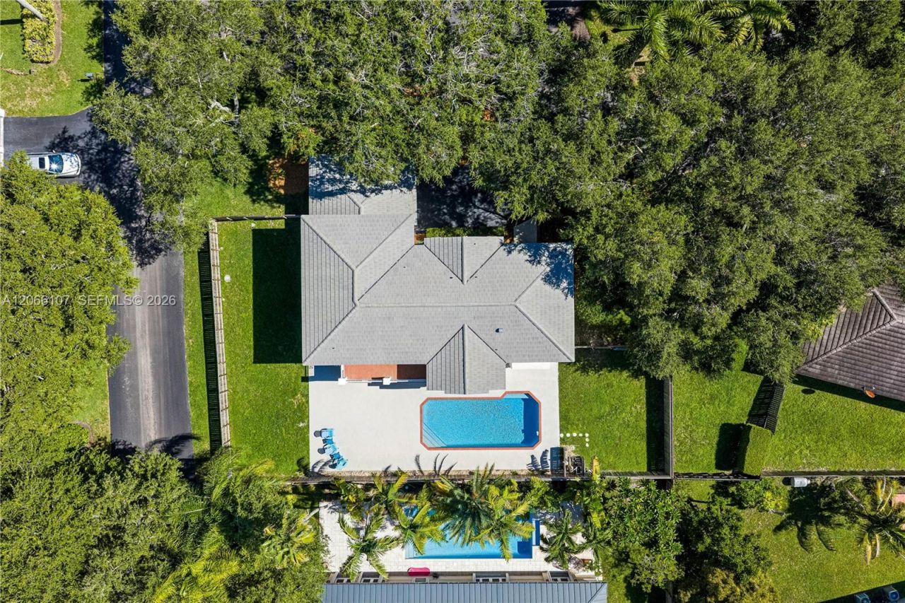 7605 SW 147th St , Palmetto Bay, FL 33158 Photo