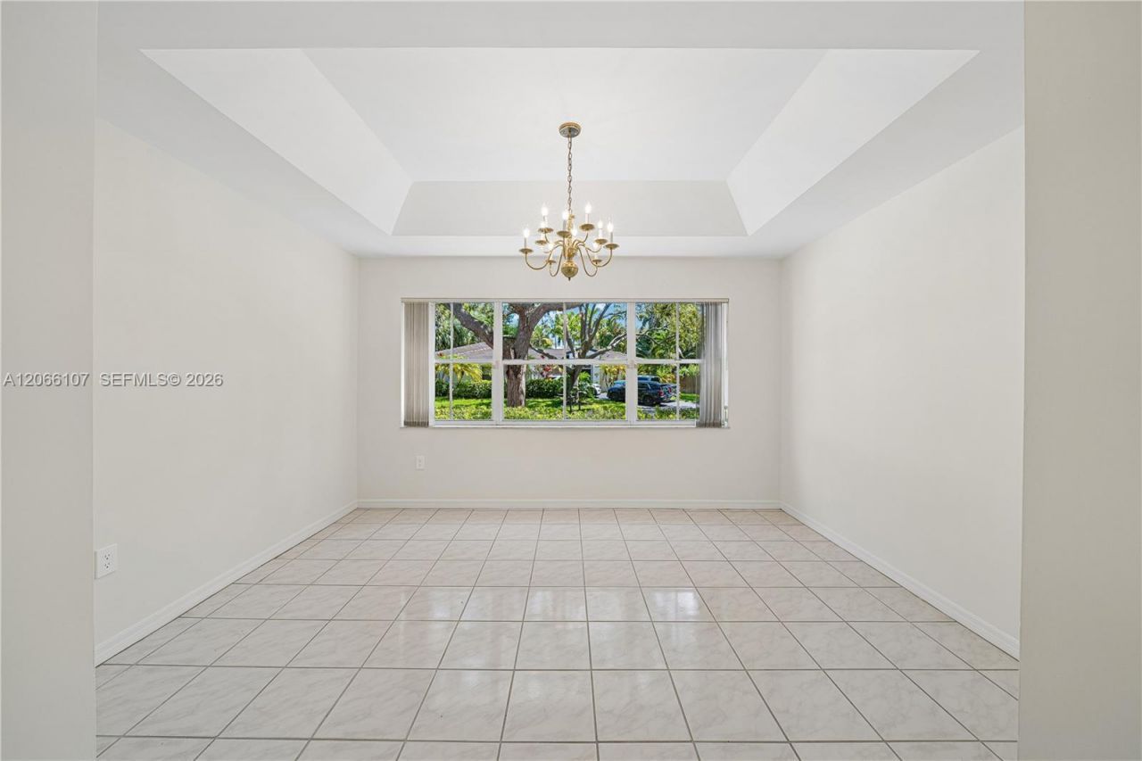 7605 SW 147th St , Palmetto Bay, FL 33158 Photo