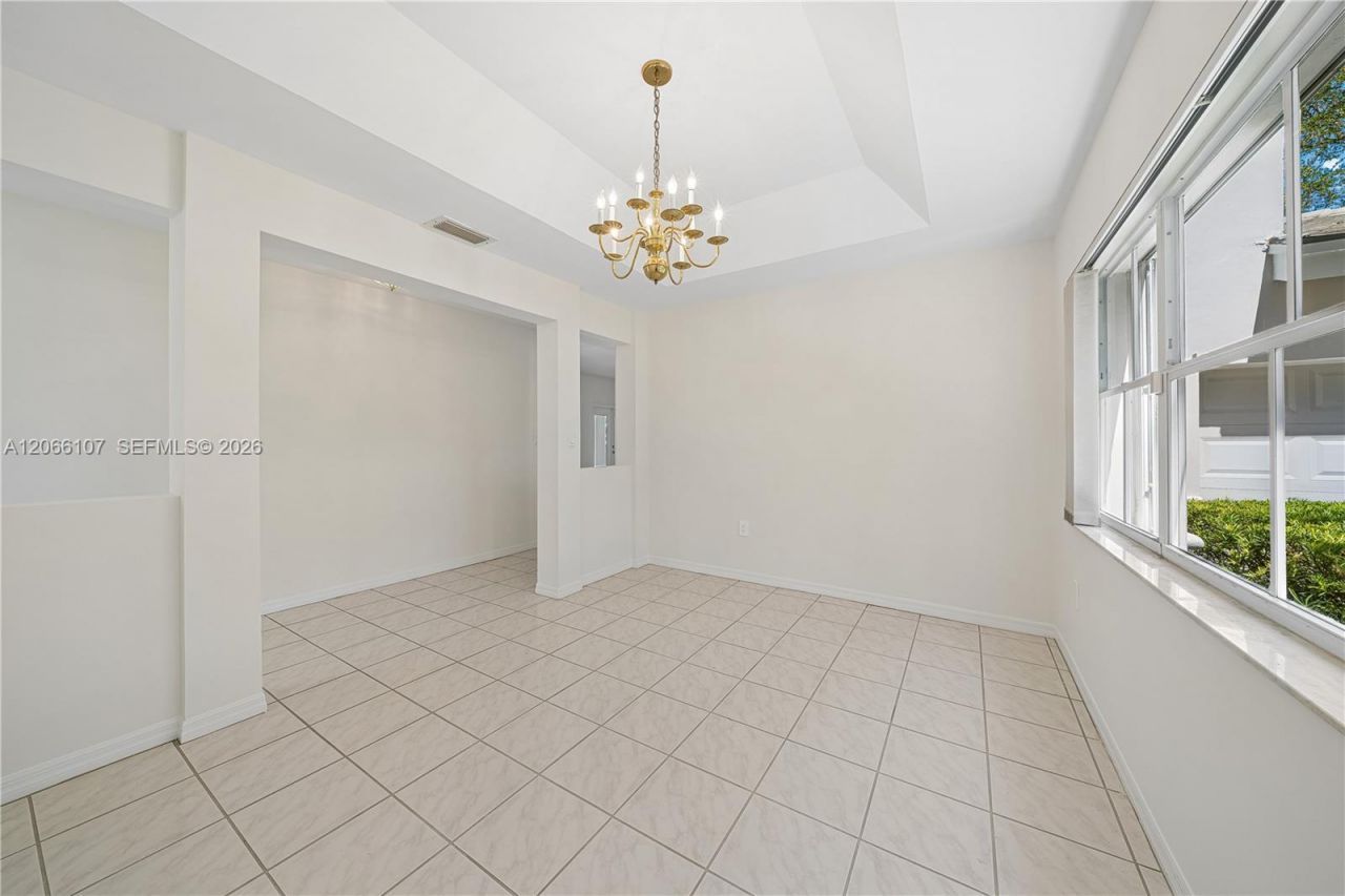 7605 SW 147th St , Palmetto Bay, FL 33158 Photo