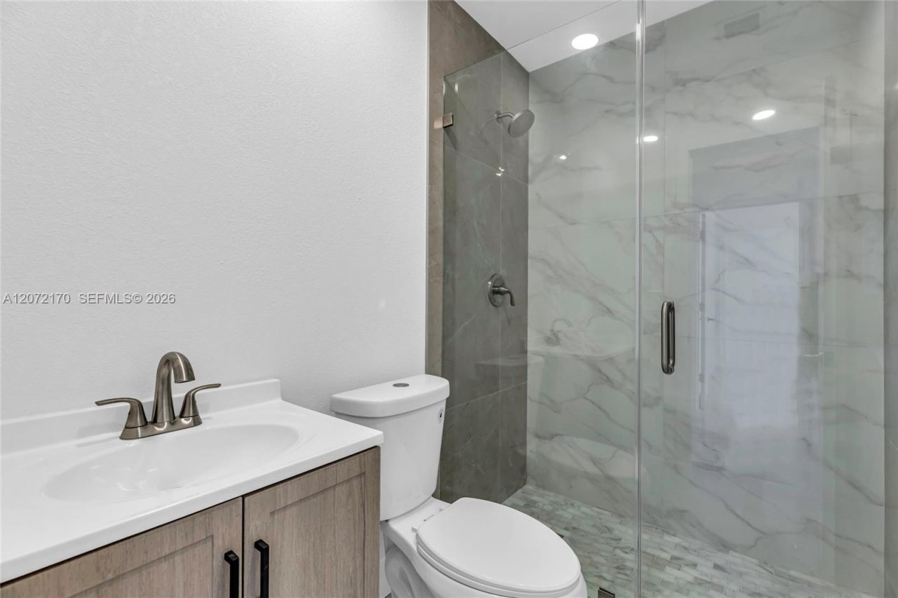 1325 NW 113th Ter , Miami, FL 33167 Photo