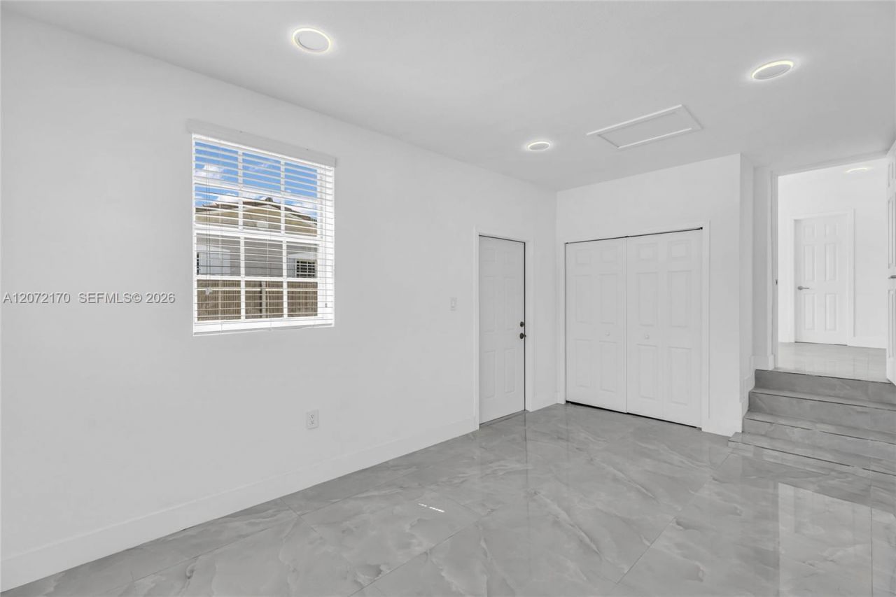 1325 NW 113th Ter , Miami, FL 33167 Photo
