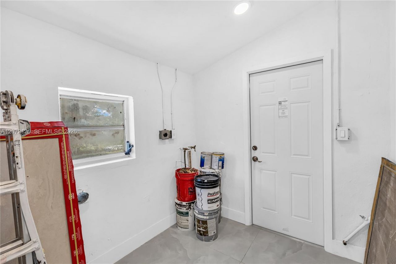 1325 NW 113th Ter , Miami, FL 33167 Photo