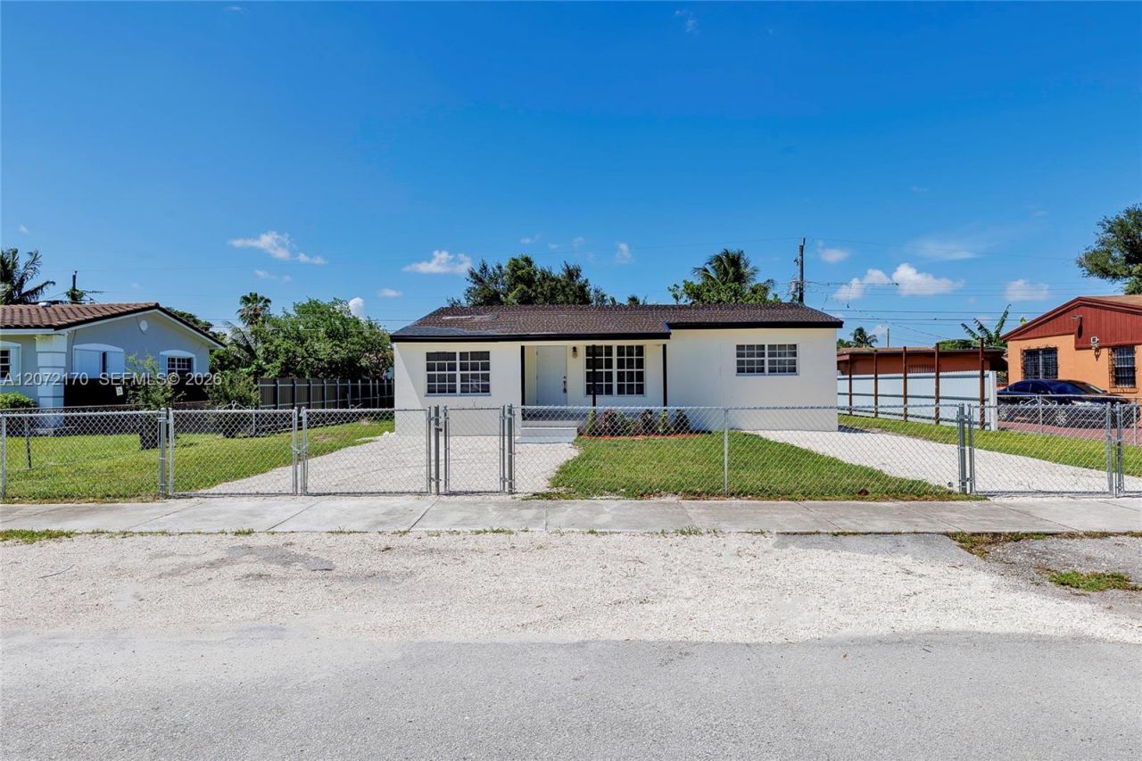 1325 NW 113th Ter , Miami, FL 33167 Photo