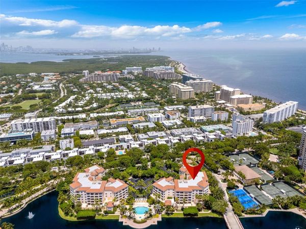 715 Crandon Blvd , Unit PH-5, Key Biscayne, FL 33149