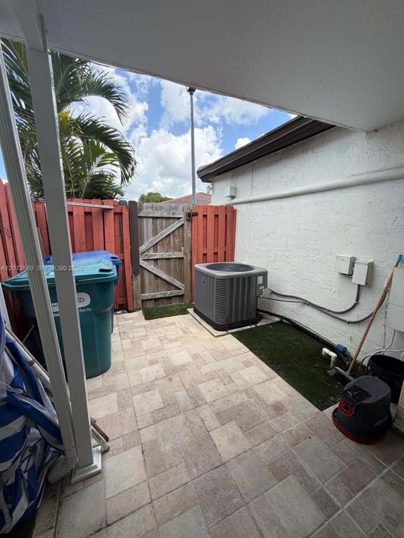 10958 SW 72nd Ter, Miami, FL 33173 Photo