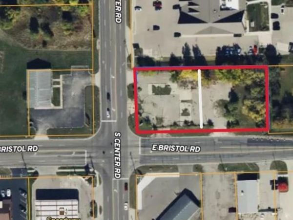 E Bristol E Bristol, Burton, Mi 48519