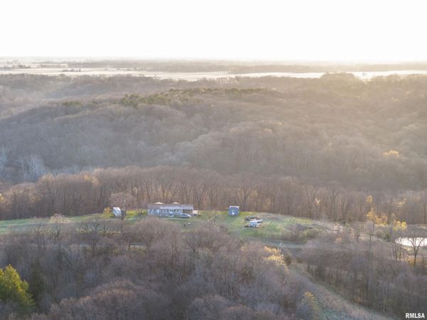 17217 N Dairy Farm Road, Smithfield, IL 61477