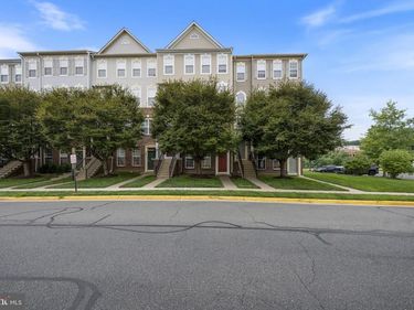15555 JOHN DISKIN CIRCLE, WOODBRIDGE, VA 22191