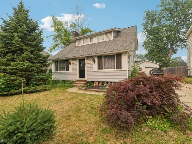 1344 Manatee Avenue, Madison, OH 44057 Photo 1