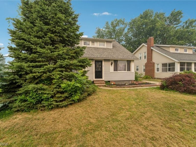 1344 Manatee Avenue, Madison, OH 44057 Photo 2