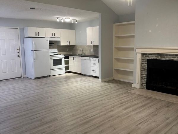 2807 Jadewood CT, Unit B, Austin, TX 78748