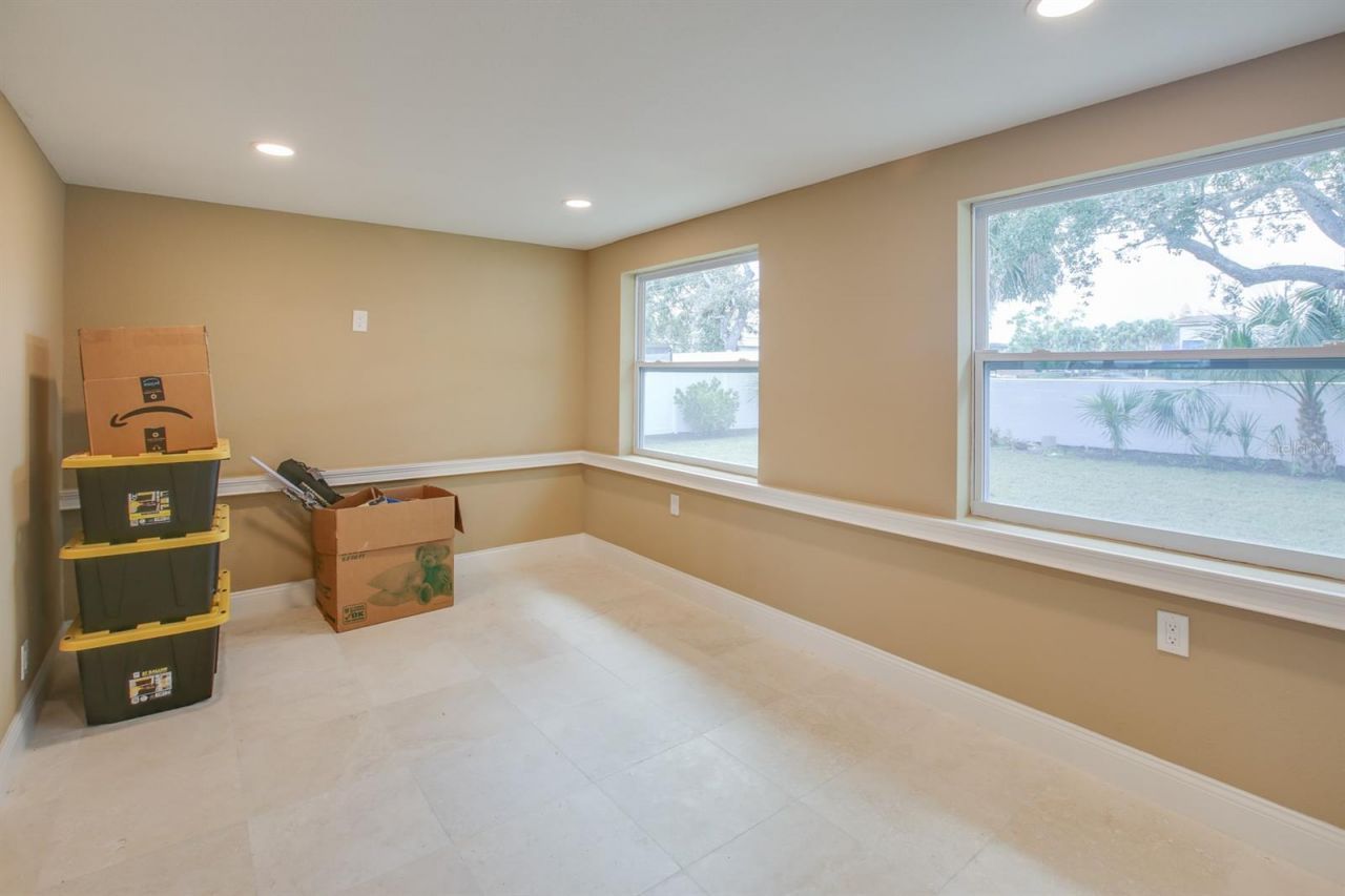 9046 3rd Street N, Saint Petersburg, FL 33702 Photo