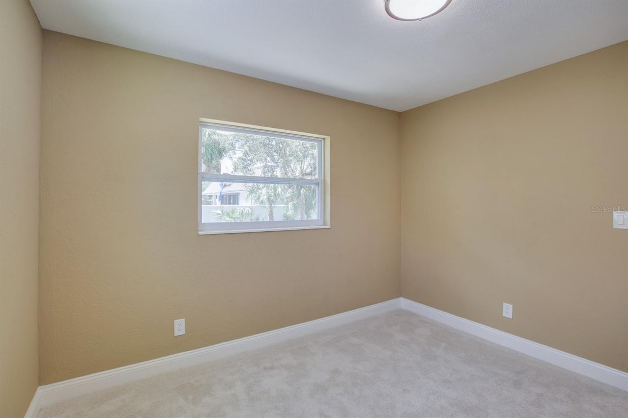 9046 3rd Street N, Saint Petersburg, FL 33702 Photo